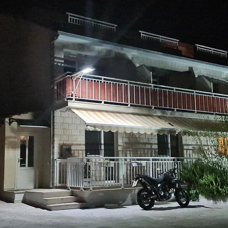 Luxury Apartments Oasis لومباردا المظهر الخارجي الصورة