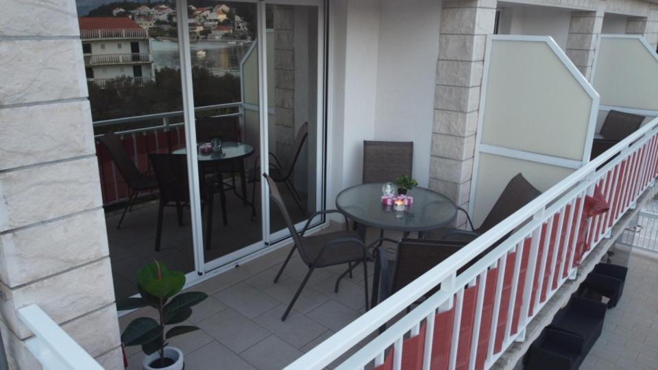 Luxury Apartments Oasis لومباردا المظهر الخارجي الصورة