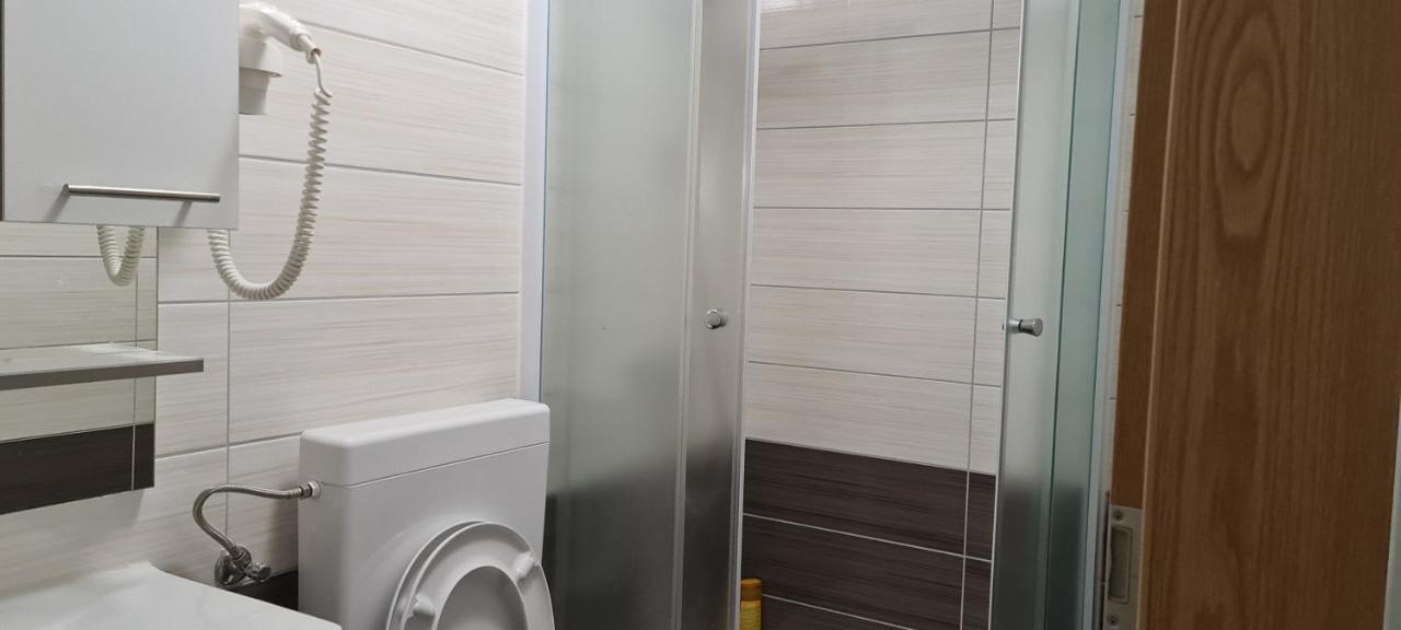 Luxury Apartments Oasis لومباردا المظهر الخارجي الصورة