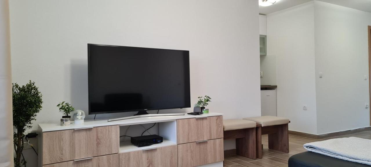 Luxury Apartments Oasis لومباردا المظهر الخارجي الصورة